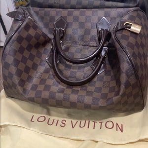 LV speedy bag